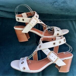 ANTONIO MELANI STACKED BLOCK HEEL ANKLE STRAP GROMMET SANDALS WHITE SIZE 10
